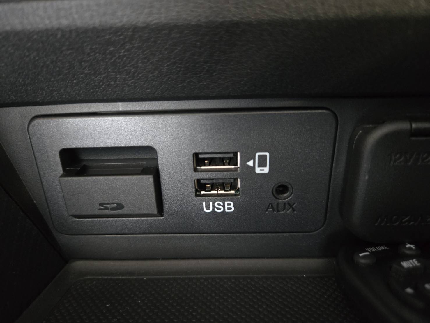 マツダCX-3　取り付け