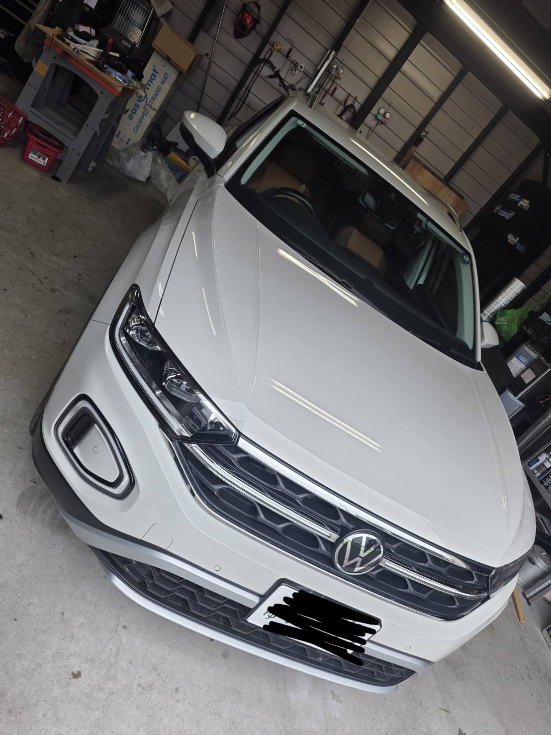 フォルクスワーゲン　T-ROC シートカバー取り付け